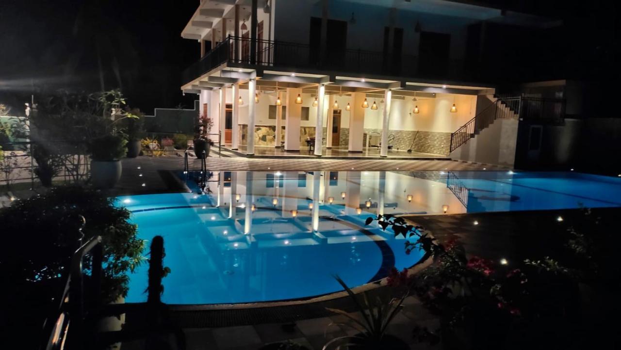 Paradise Hilltop Villa & Apartment Ґалле Екстер'єр фото